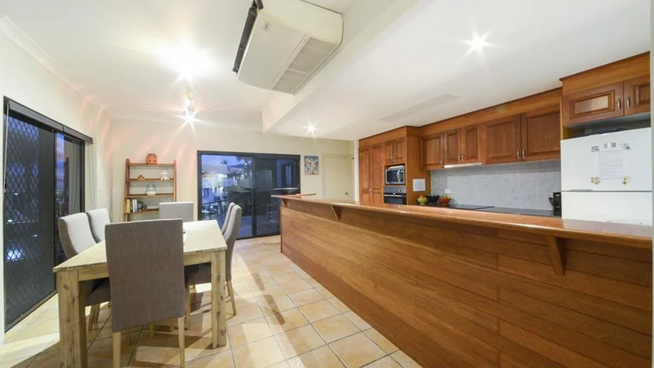 Airlie Harbour Apartment - Airlie Beach 0*,  Australien